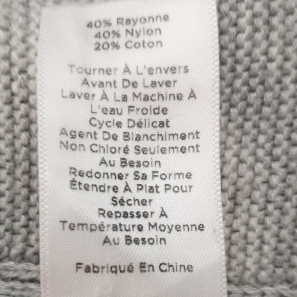 Talbots Ladies Size Medium Light Grey V-neck Round Hem Lightweight Sweater - Picture 6 of 10